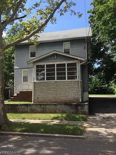 2nd image of 1158 Main St