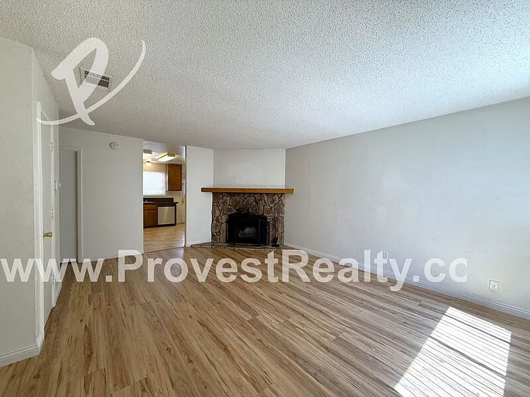 21777 Panoche Rd #4 — Photo 4
