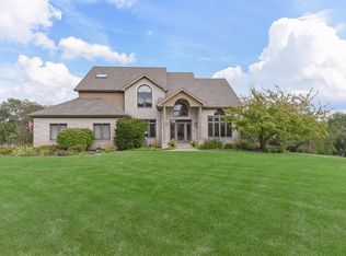 3614 Weingart Rd, Johnsburg, IL 60051