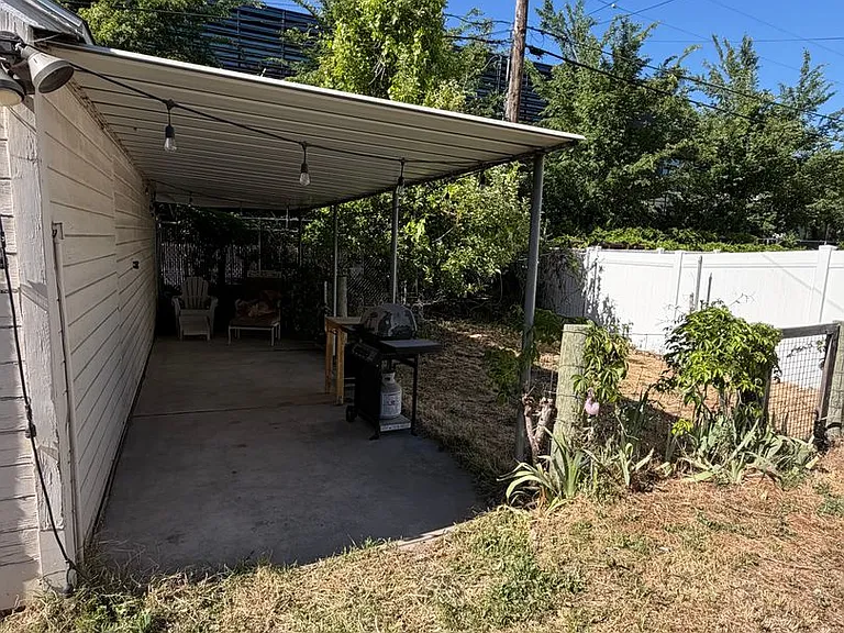 130 W Westwood Ave — Photo 42