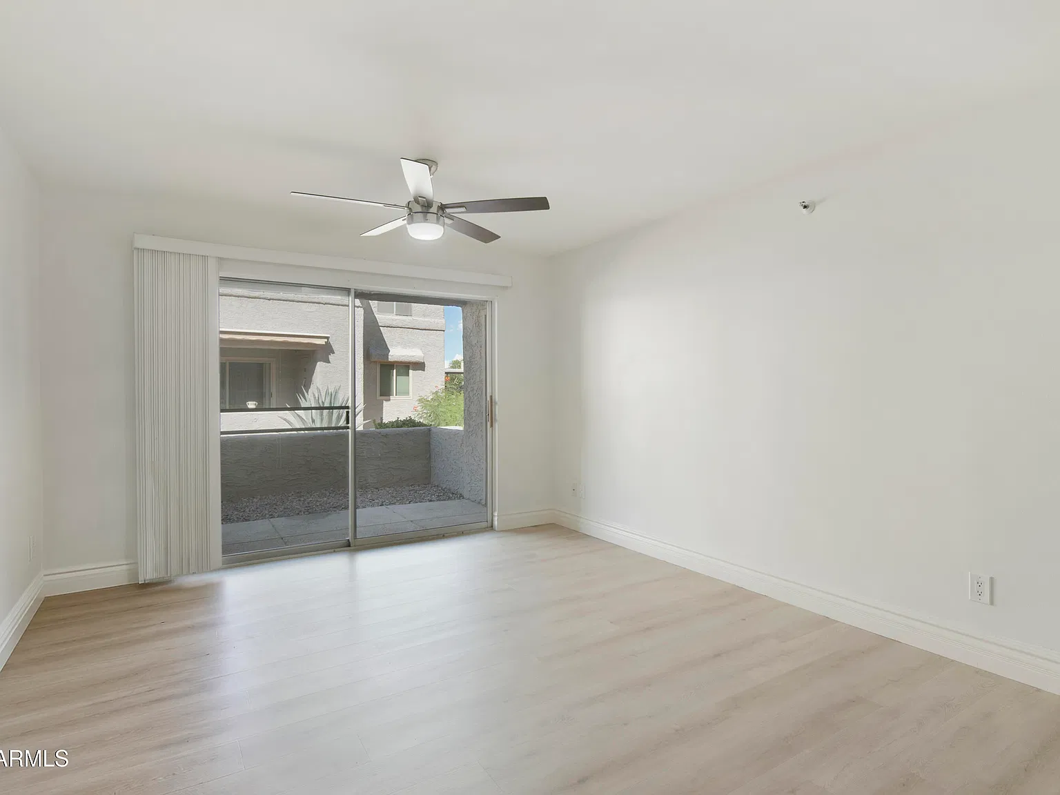 4444 E Paradise Village Pkwy N — Photo 4