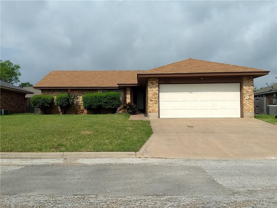 1st image of 7642 Ruby Esther Cir