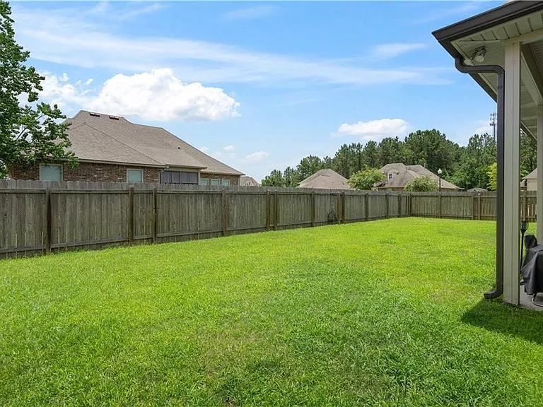 400 Walter Ln — Photo 21
