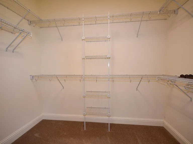 8751 Seven Lakes Dr — Photo 12