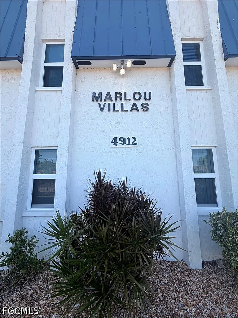 2 bed, 2.0 bath, 1094 sqft, $1,800 — Photo 1