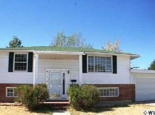 1506 Carbon Cir, Rock Springs, WY 82901