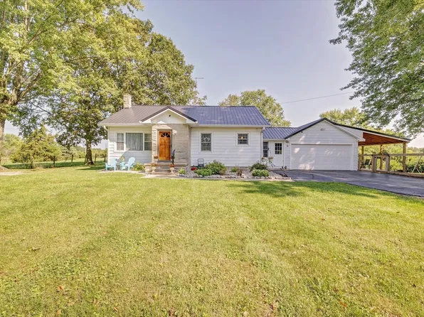 1061 E County Road 25 S, Greencastle, IN 46135