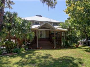 1214 Lagoon Rd, Tarpon Springs, FL 34689