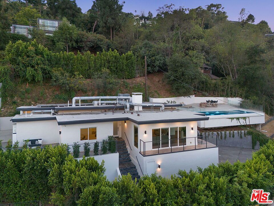 1st image of 3708 Broadlawn Dr