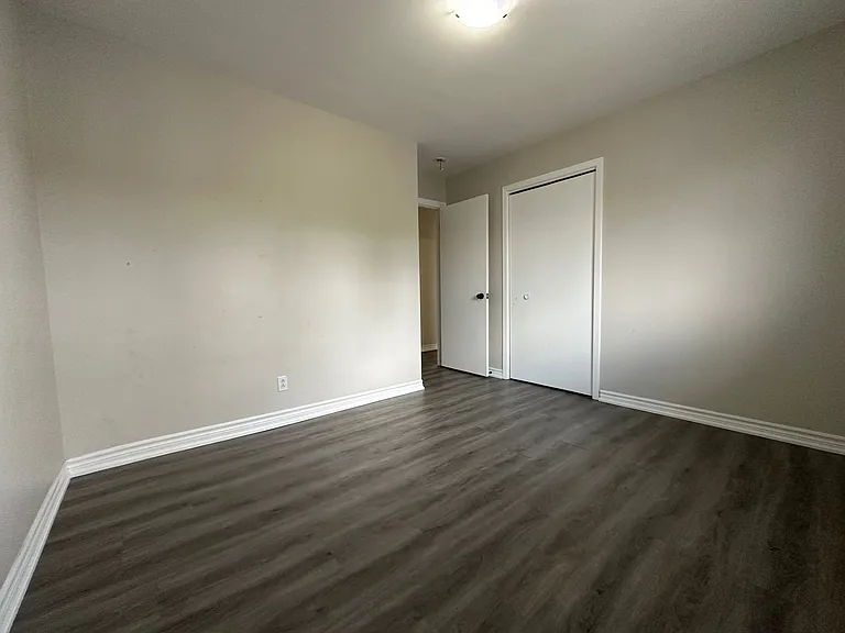 50 Radeski St #A — Photo 6
