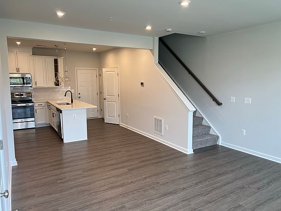 4th image of 9279 Magellan Pkwy #A