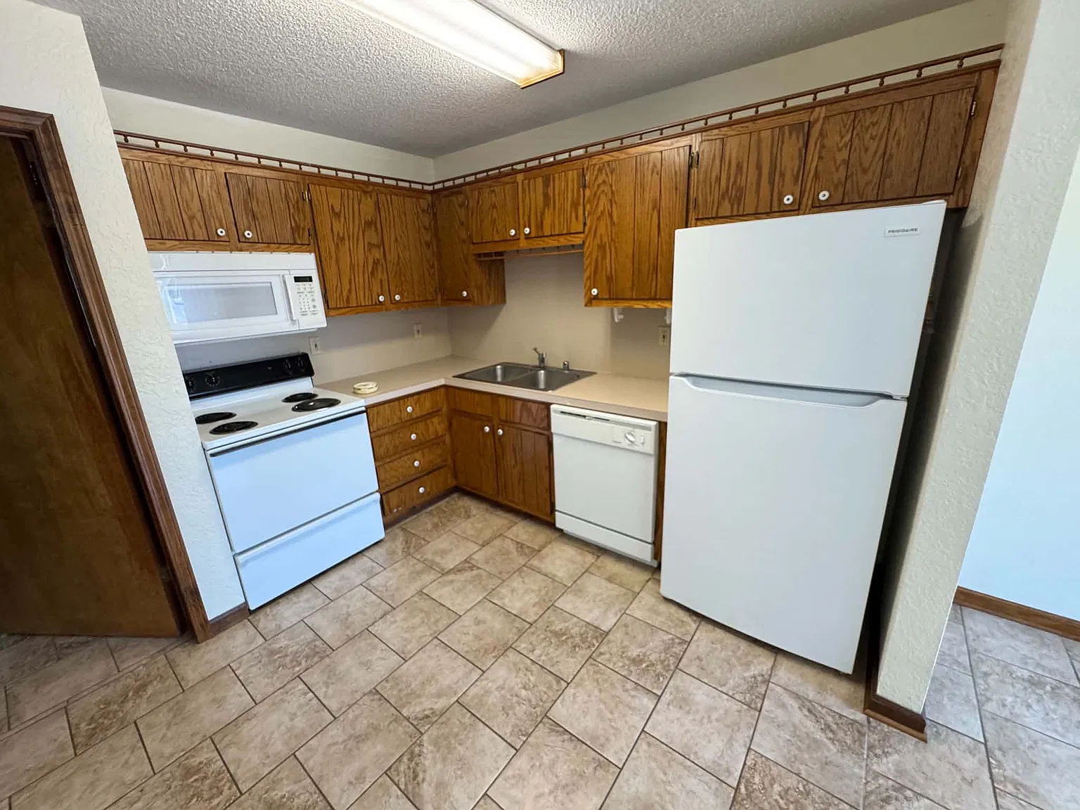 1 bed, $800 — Photo 2