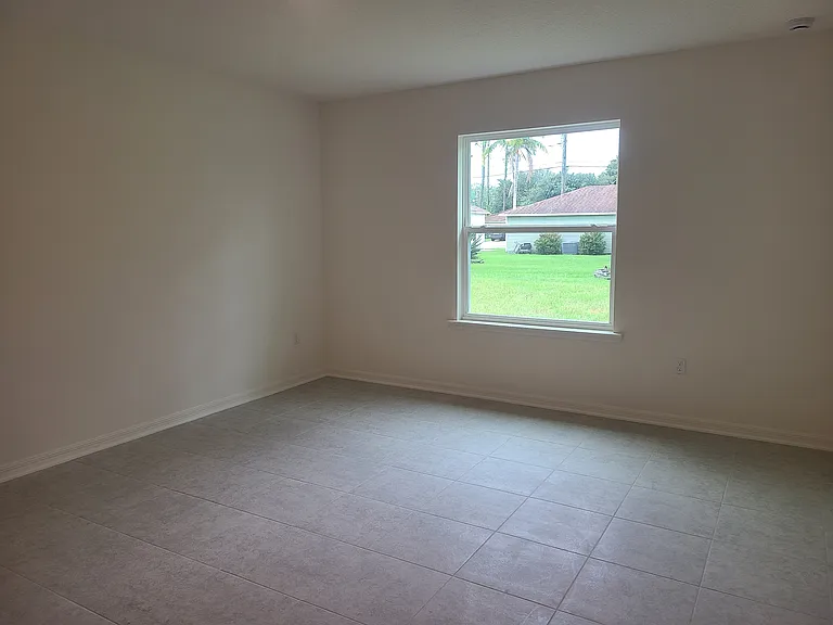 61 Rickenbacker Dr — Photo 12