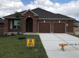 220 Fender Dr, Kyle, TX 78640