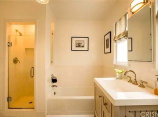 3709 Laurel Canyon Blvd, Studio City, CA 91604