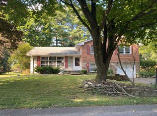 58 Forest Rd, Mountain Top, PA 18707