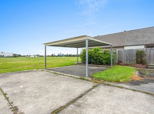 1807 Fox Run Dr, Lake Charles, LA 70605
