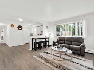 30561 Krauter Ave #C1, Garden City, MI 48135