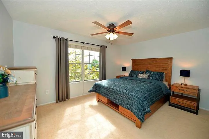 109 Fort Evans Rd SE #C — Photo 7