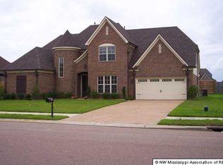 7109 Windswept Ln, Olive Branch, MS 38654