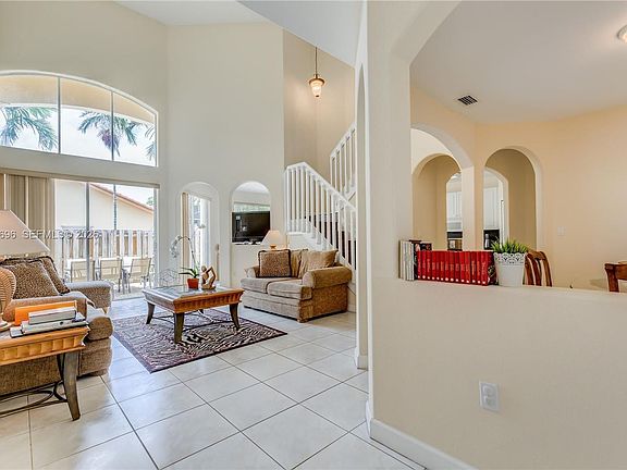 3rd image of 11264 NW 54th Ter Unit 11264