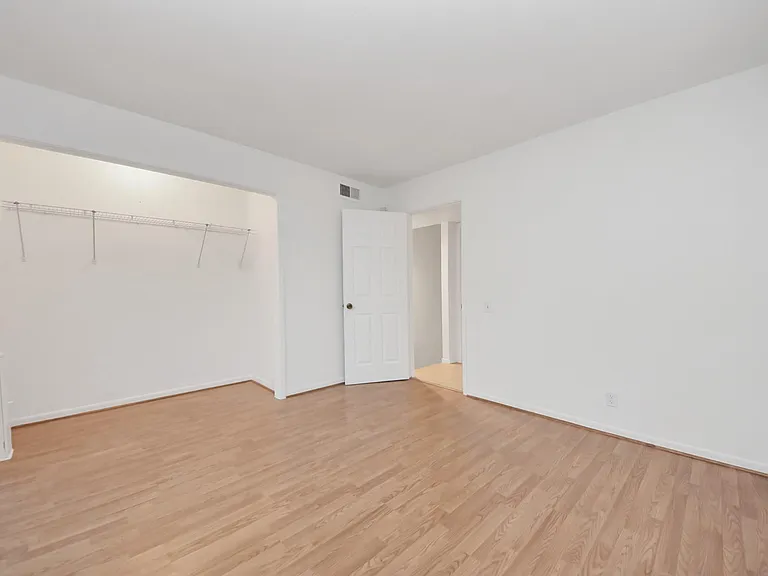 1635 Prairie Mark Ln — Photo 12