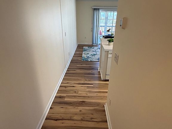 3rd image of 201 Landing Rd. #H