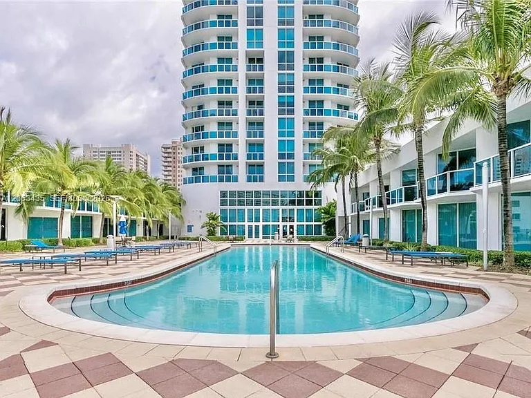 1945 S Ocean Dr #710 — Photo 41