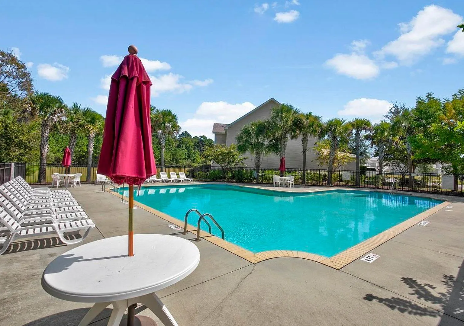 Spacious Townhome in Fairways at Wild Wing! — Photo 4