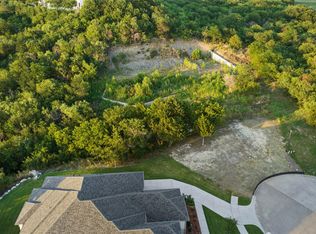 2401 Skyline Ct, Cedar Hill, TX 75104