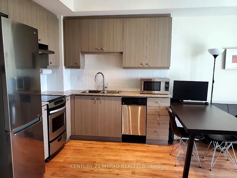 68 Canterbury Pl #1208 — Photo 2