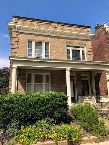 2424 Stuart Ave