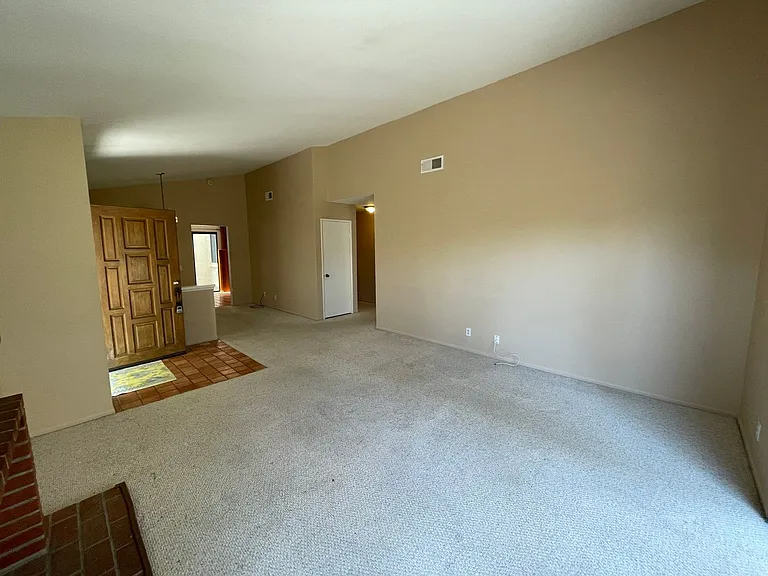 15943 Sunnyfield Pl — Photo 6