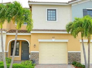 427 NE 194th Ter #A427, Miami, FL 33179