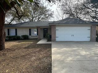 242 Ashley Rd, Mascotte, FL 34753