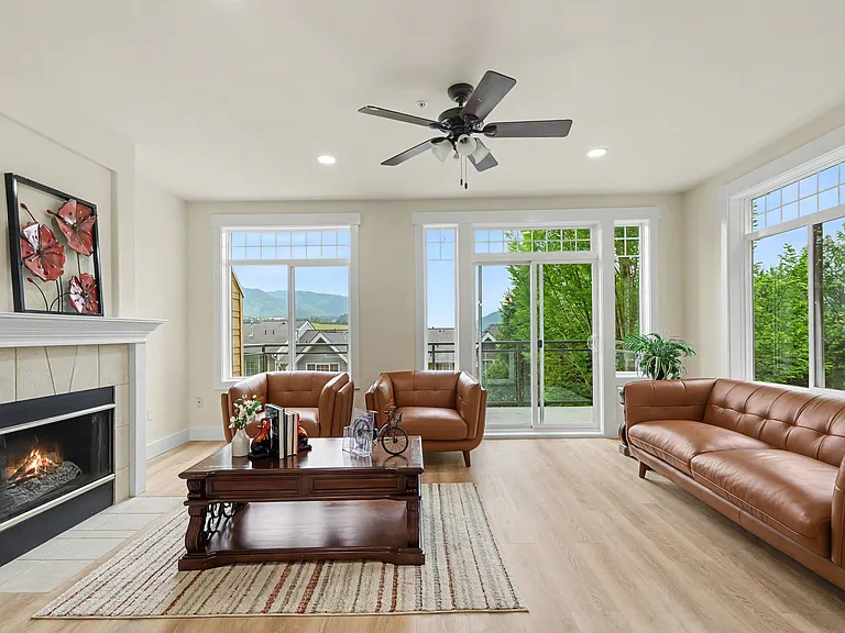 23300 SE Black Nugget Rd #M1 — Photo 5