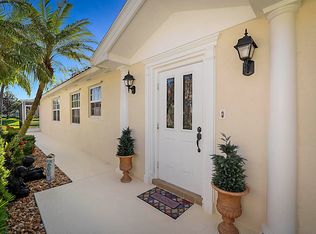 645 Hudson Bay Dr, Palm Beach Gardens, FL 33410