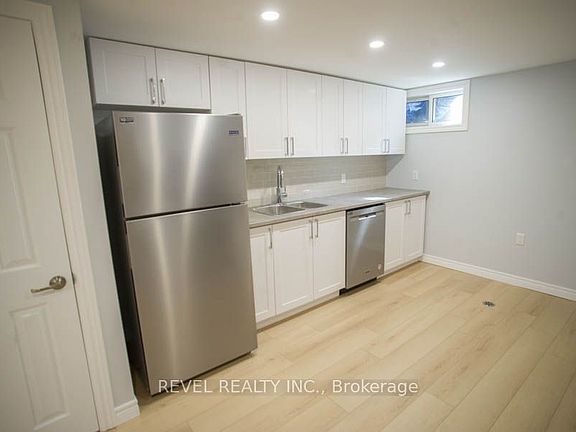 5th image of 415 Chatham St #3