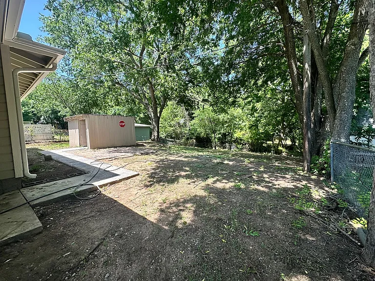 1234 S Brazos St — Photo 15