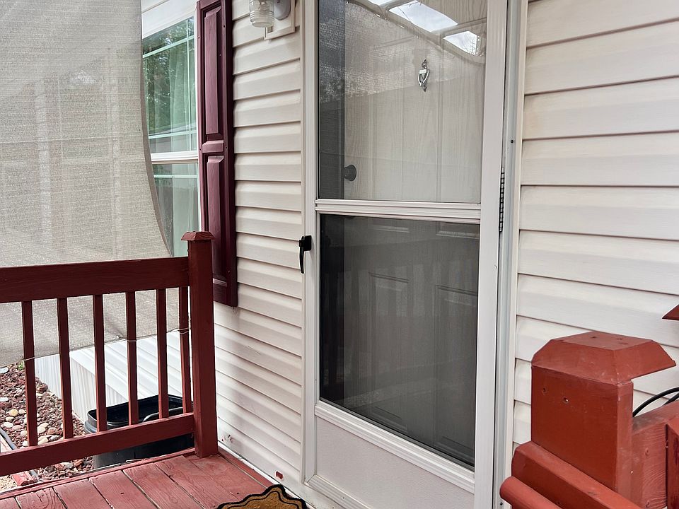 1st image of 525 Holly Park Dr