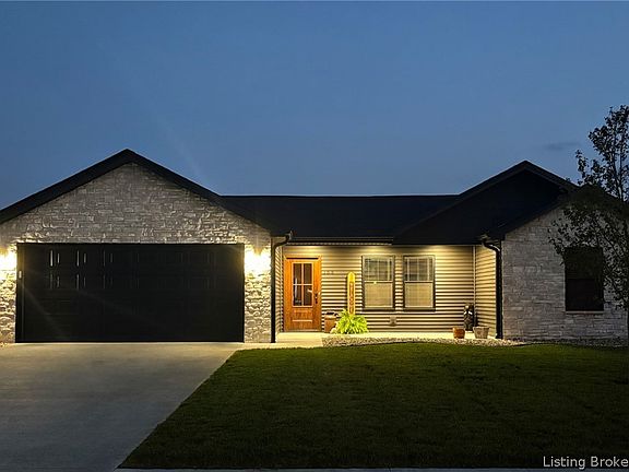 3rd image of 155 Williamson Road