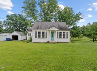 317 Ridgeview Dr, Clinton, TN 37716