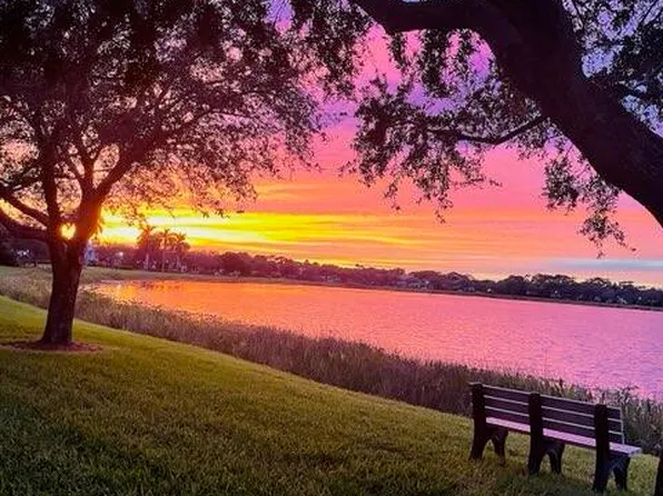 214 Evergrene Parkway, Palm Beach Gardens, FL 33410