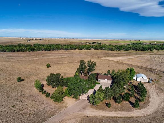 4th image of 441 S County Road 137