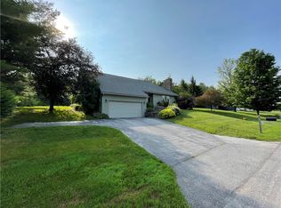 13 Gillette Ln, Cazenovia, NY 13035