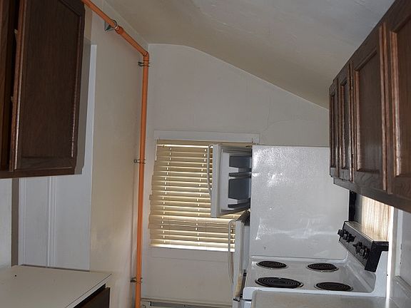 3rd image of 127 E High St #2