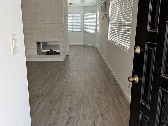 5th image of 8938 Cypress Ave APT A