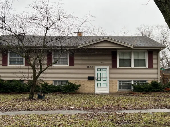 1133 N Wood Ave, Griffith, IN 46319