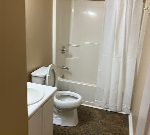 5th image of 11 Kelly Ct