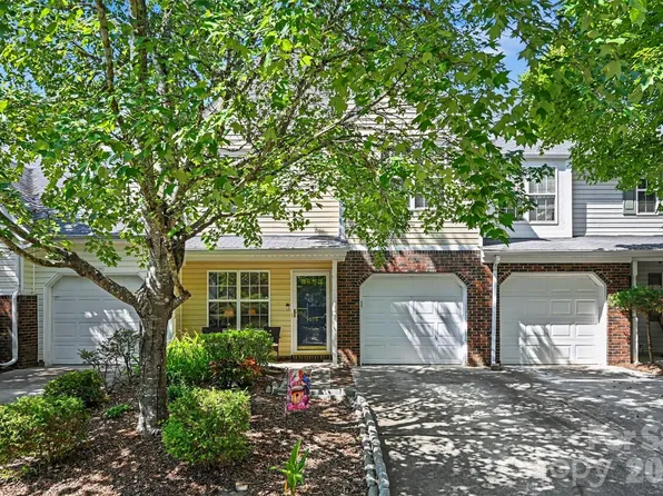 9618 Elizabeth Townes Ln, Charlotte, NC 28277